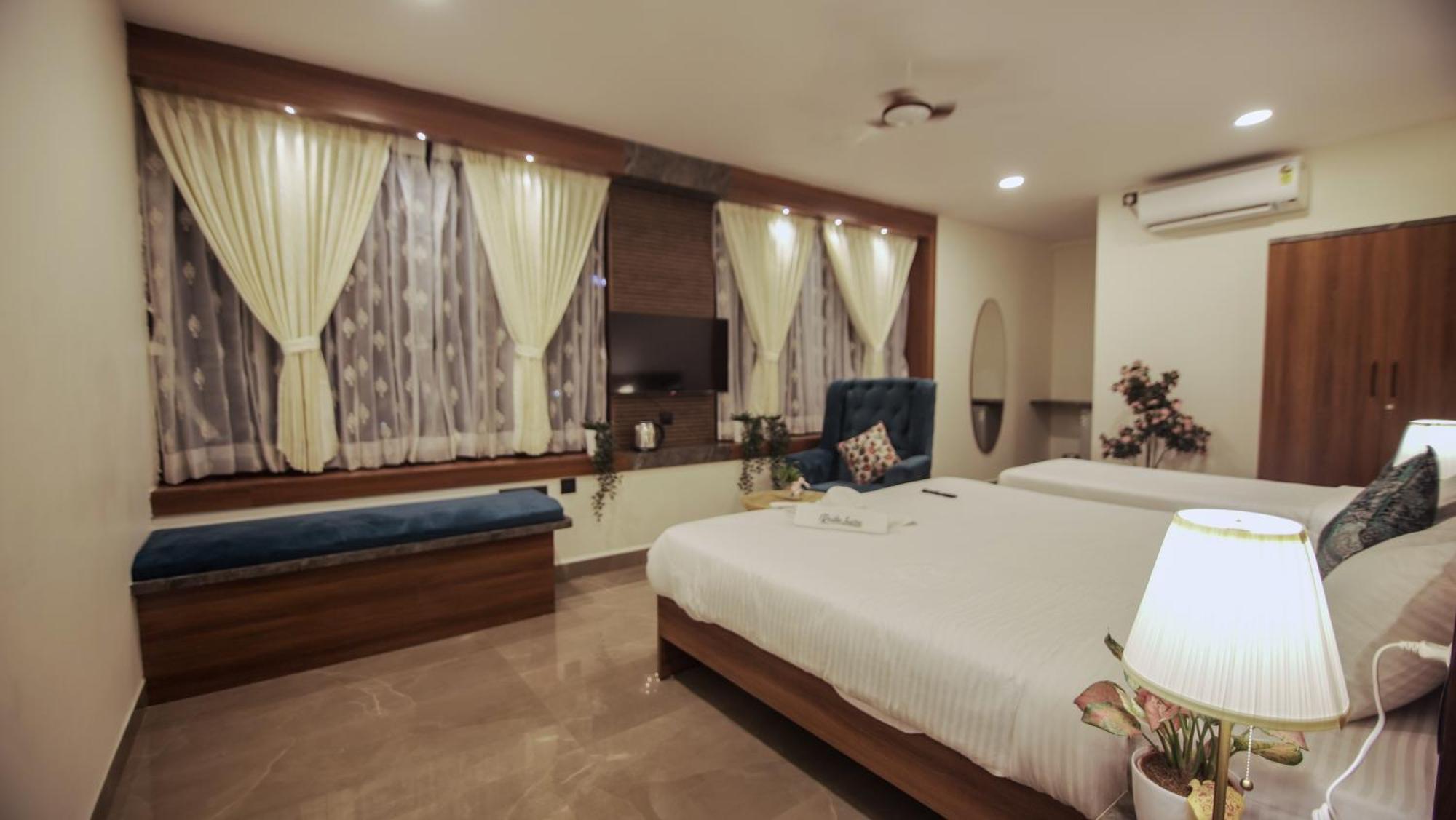 Radhe Suites حيدر أباد المظهر الخارجي الصورة