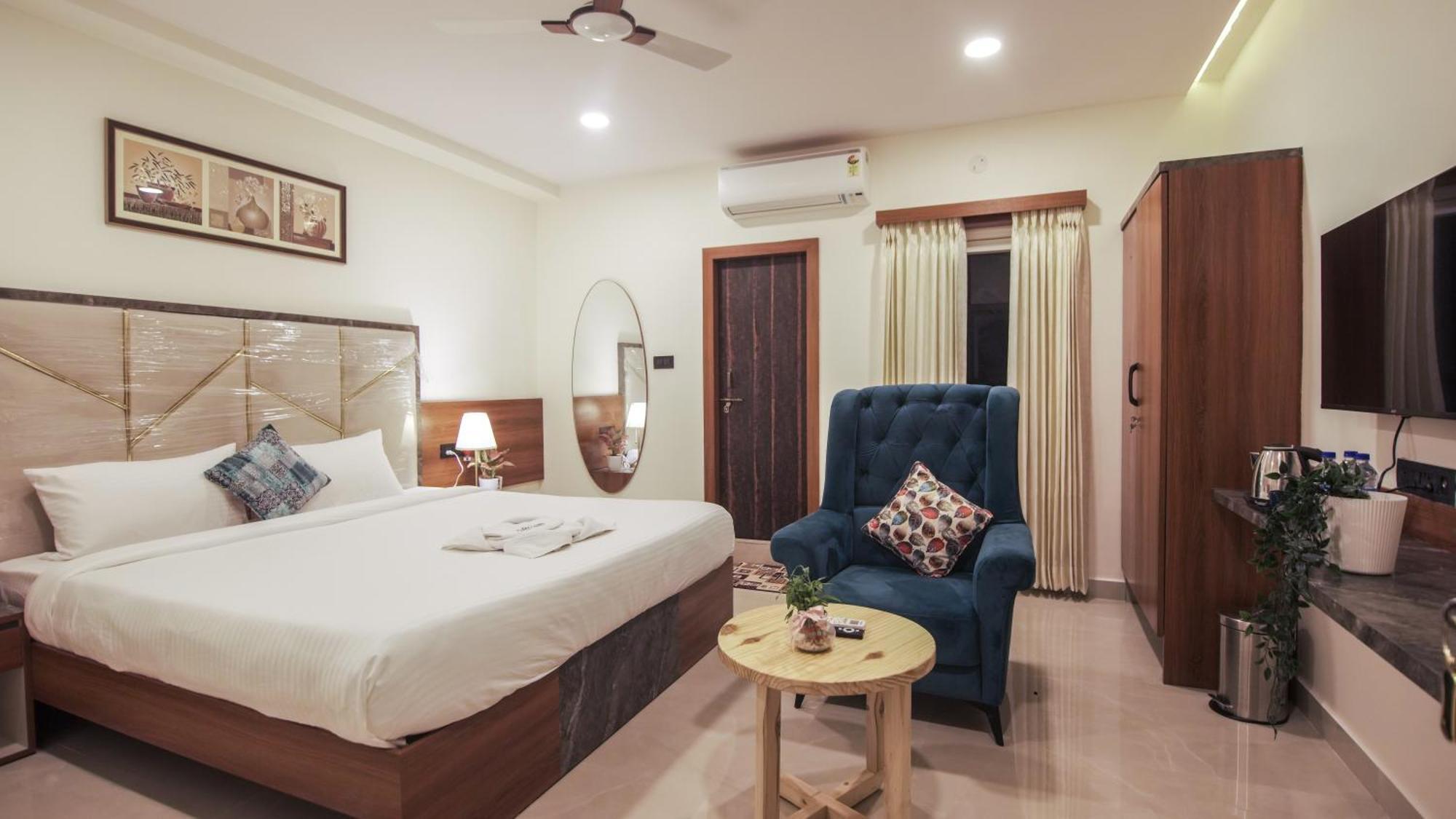 Radhe Suites حيدر أباد المظهر الخارجي الصورة