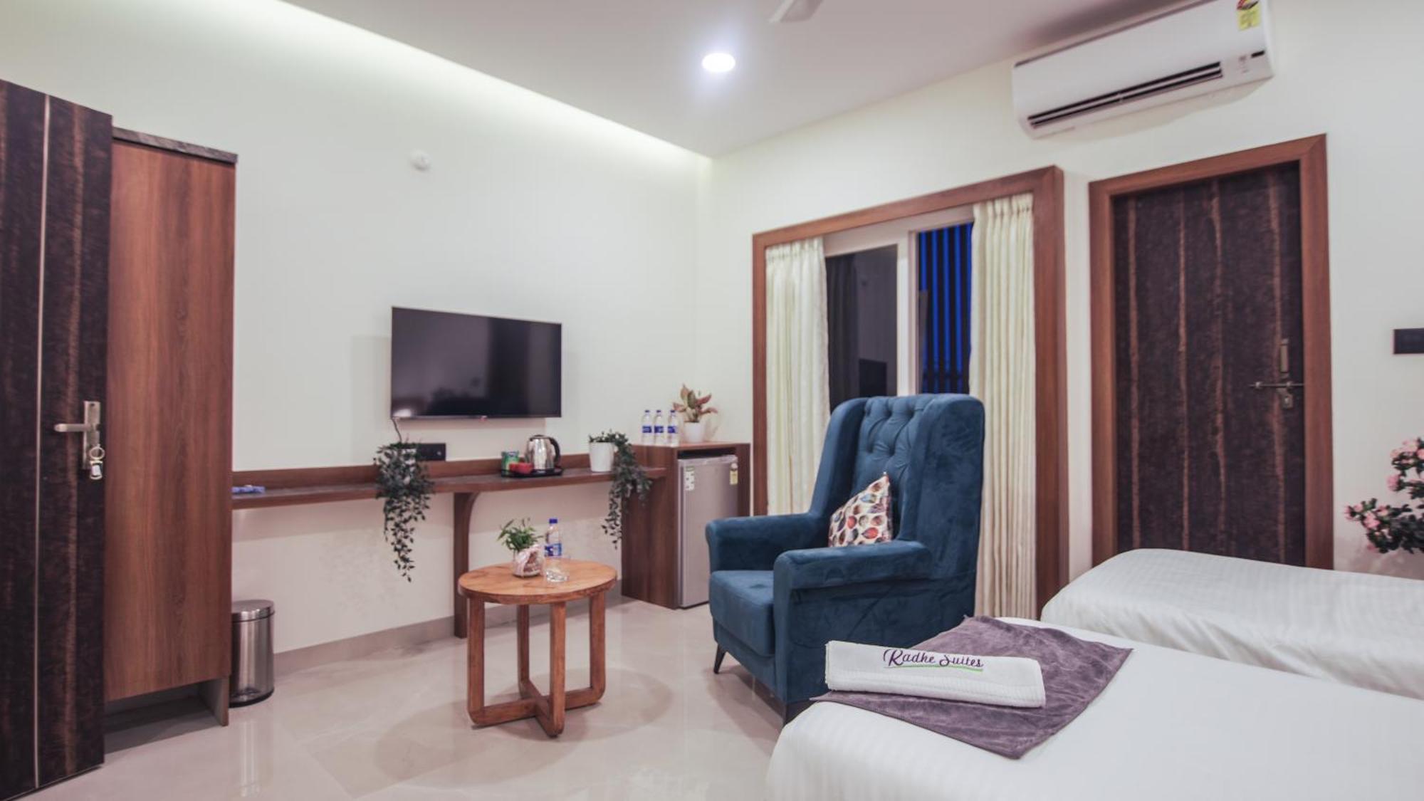 Radhe Suites حيدر أباد المظهر الخارجي الصورة