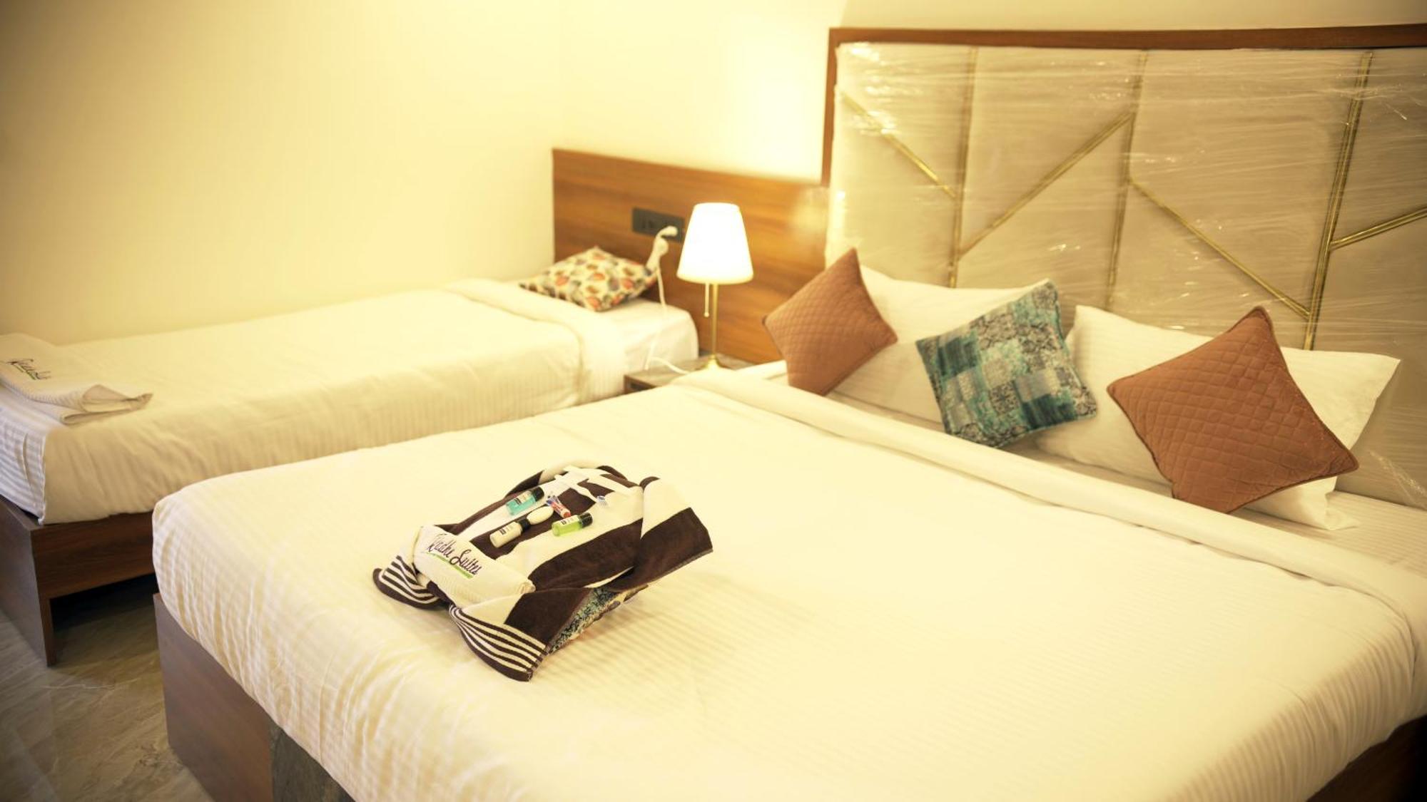 Radhe Suites حيدر أباد المظهر الخارجي الصورة