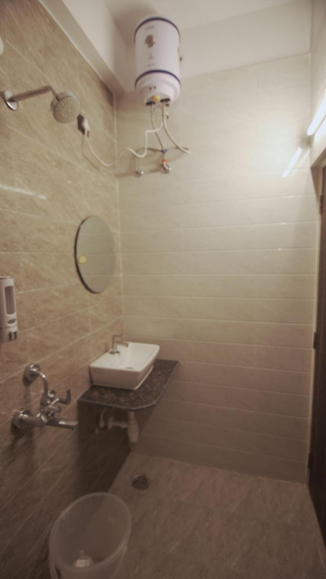 Radhe Suites حيدر أباد المظهر الخارجي الصورة