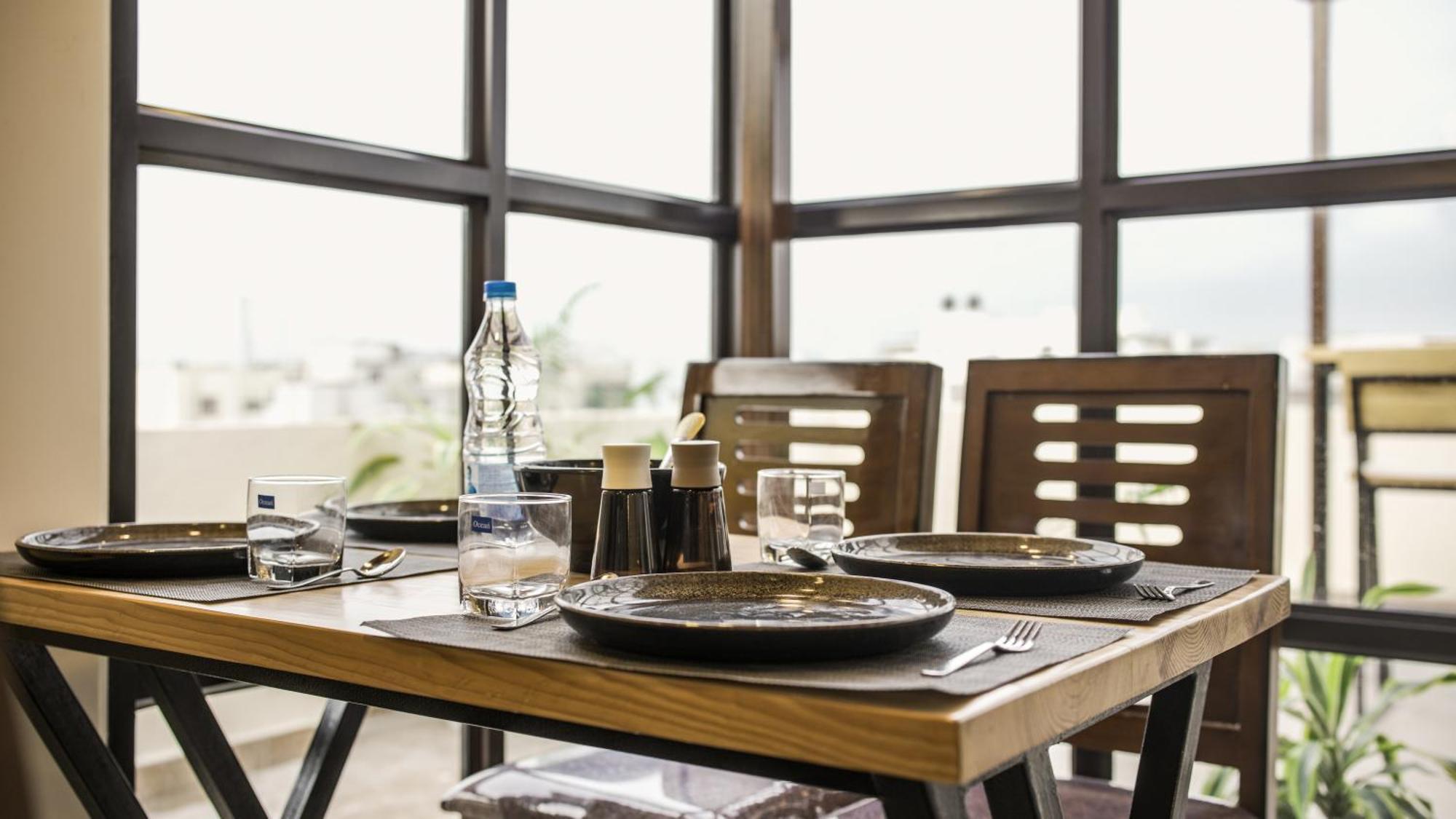 Radhe Suites حيدر أباد المظهر الخارجي الصورة